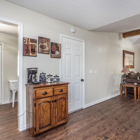 Tranquil 3-Bedroom Cabin Near Winstar Casino Такервилл Экстерьер фото